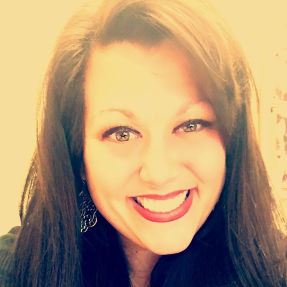 Meet your Posher, Nora